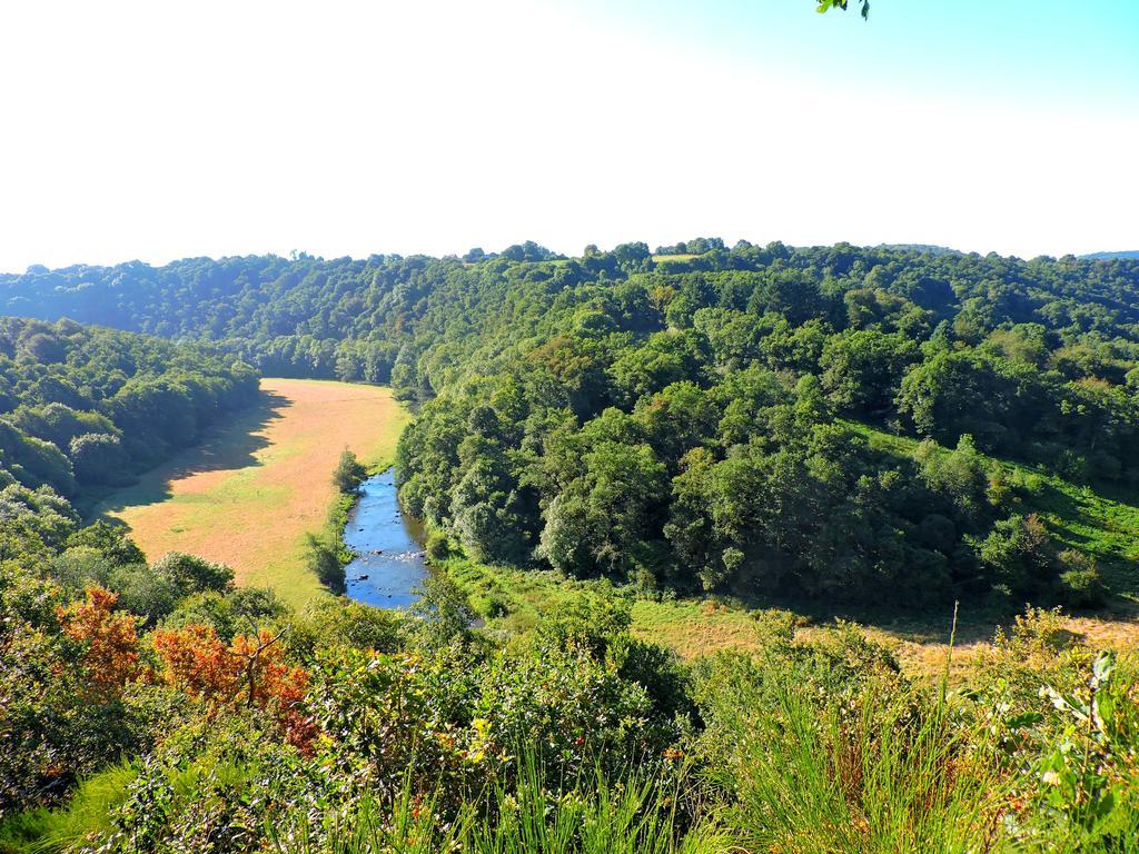 Gite Dans Les Alpes Mancelles Gesnes-le-Gandelin Exteriér fotografie